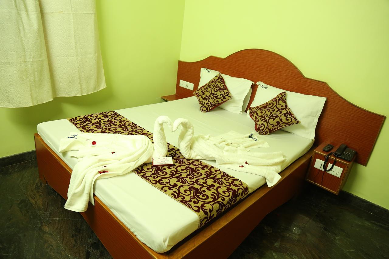 Hotel Vijay Pollāchi Exterior foto